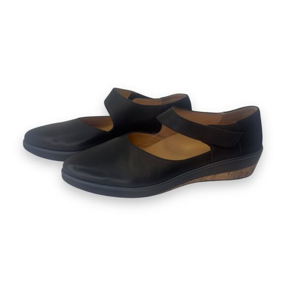 Soleni Women's Marie Flat Mary Jane US 9.5 W Black Leather Orthopedic Cork Wedge - Picture 7 of 10
